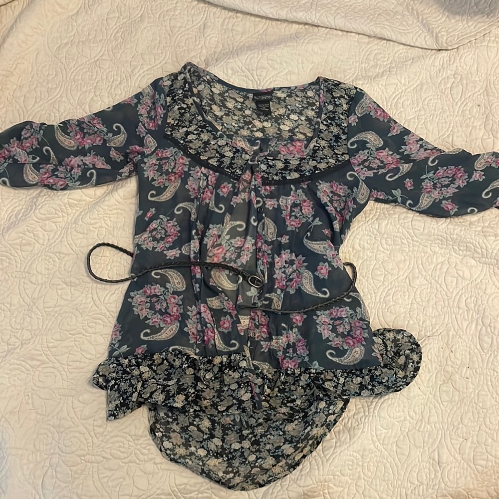 Day trip see through paisley top